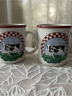 Vintage Checkered Farmhouse Cow Coffee Mugs